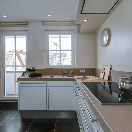 Huswell - Beautiful Penthouse In The Heart Of Daire