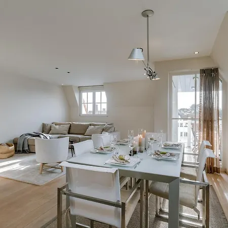 Huswell - Beautiful Penthouse In The Heart Of * Knokke-Heist